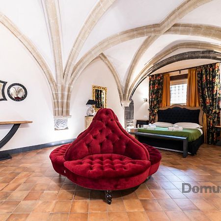 Piazza San Domenico Suite By Domusextra Naples Exterior photo